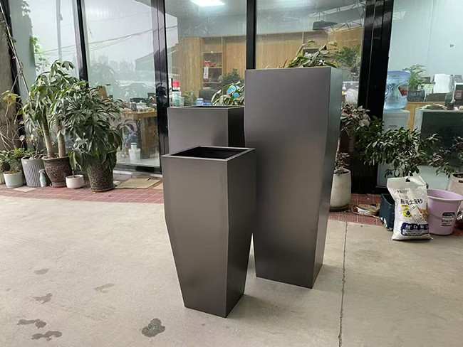绵阳别墅庭院阳台花箱