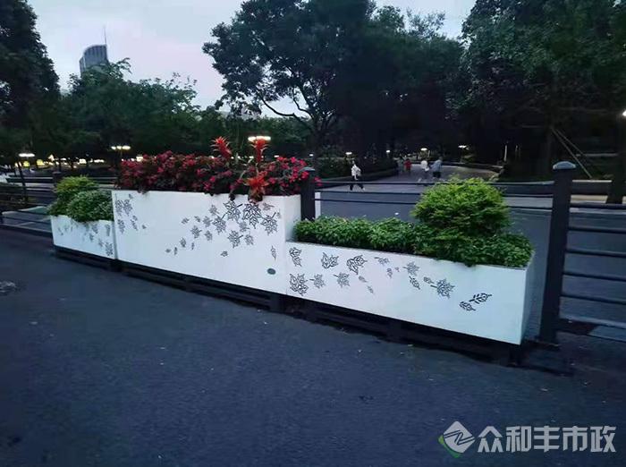 成都龙泉驿区不锈钢花箱