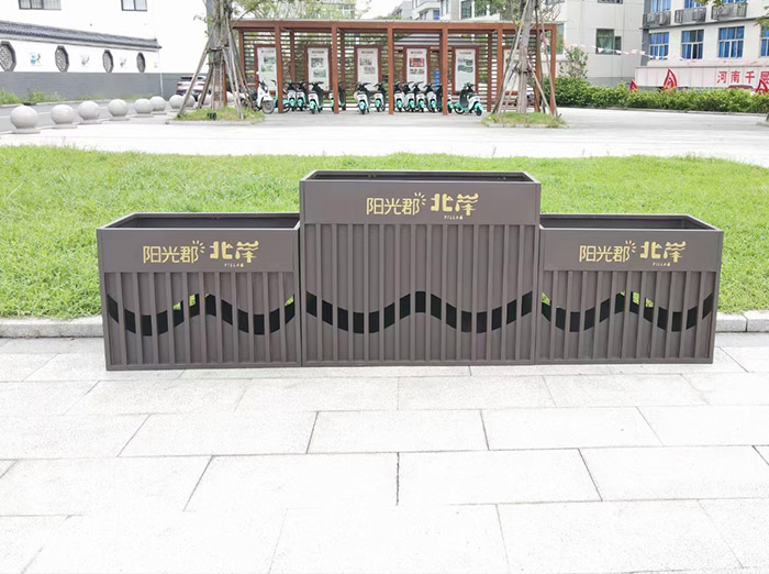 阿坝道路护栏花箱