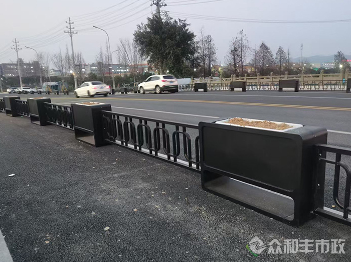 自贡铝合金花箱厂家直销