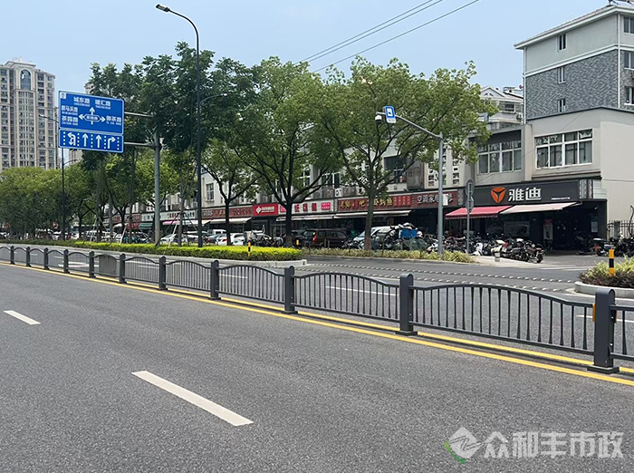 泸州镀锌板花箱厂家直销