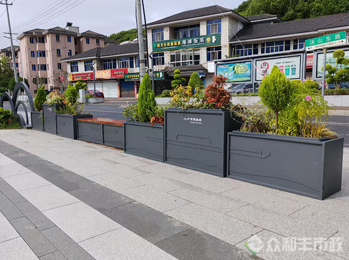 泸州金属花箱批发