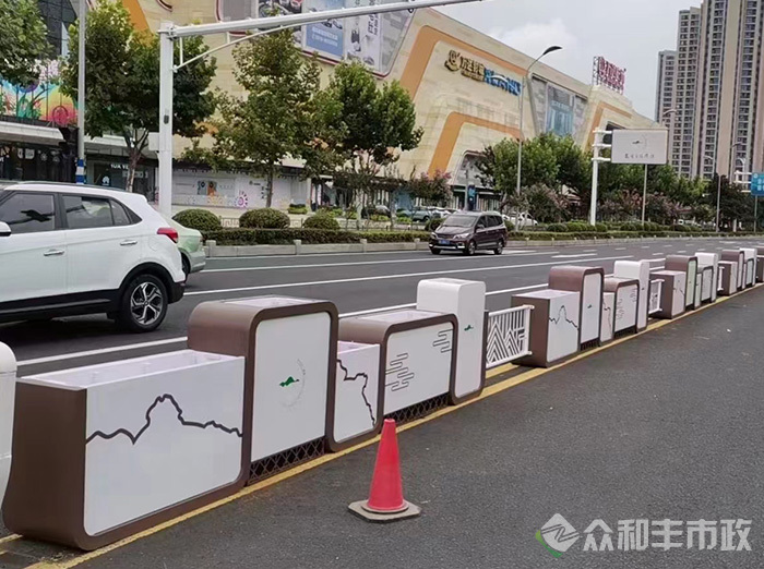 雅安金属花箱制作厂家