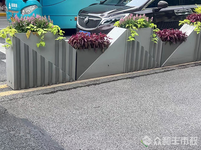 绵阳金属花箱定制批发