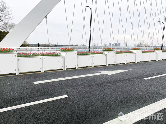 成都金属花箱定制厂家