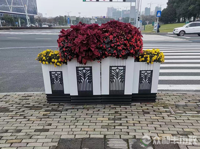 成都镀锌板花箱生产厂家