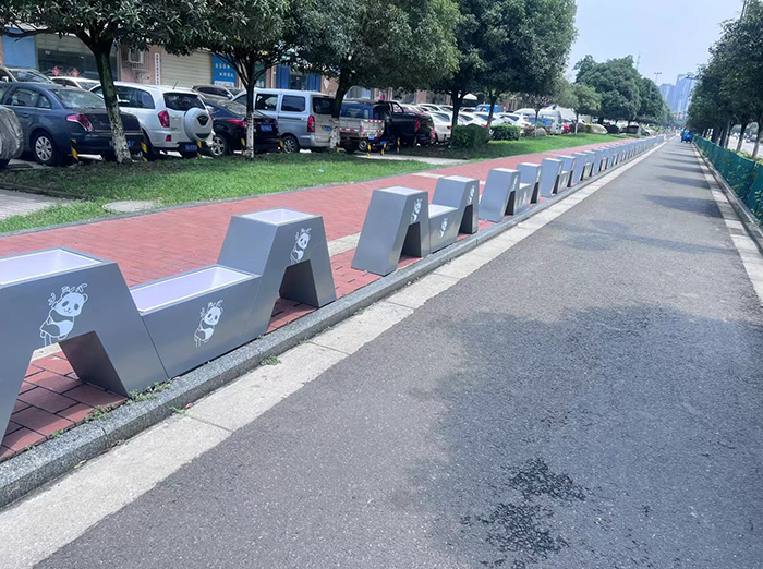 凉山铝合金道路护栏花箱厂家有哪些