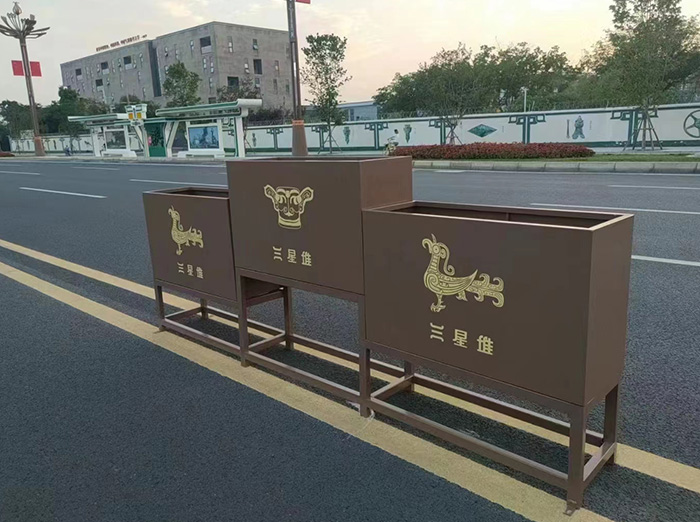凉山金属道路护栏花箱厂家有哪些