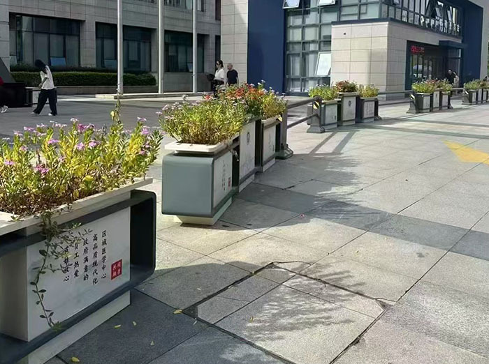 成都青白江区金属隔离花箱选购指南：9 个品质关键，源头厂家直供无忧