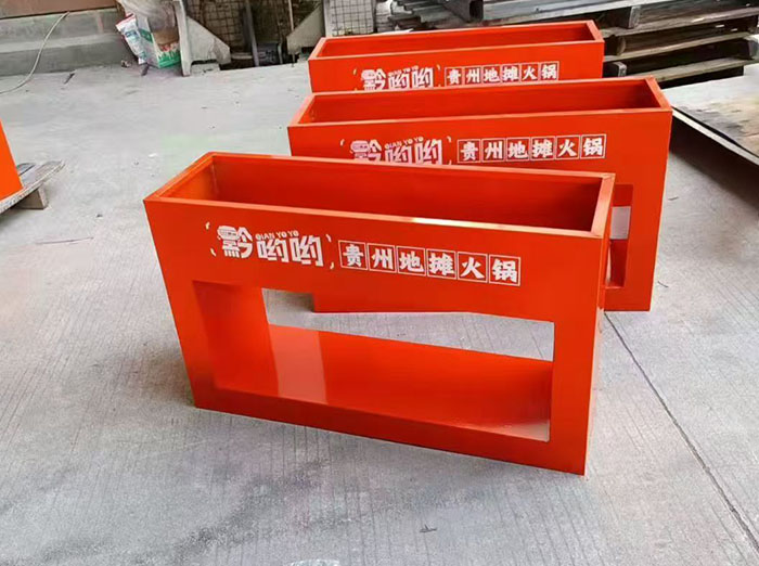 成都围栏隔断植物种植箱工厂
