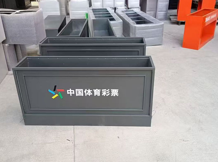 成都围栏隔断植物种植箱厂家直销