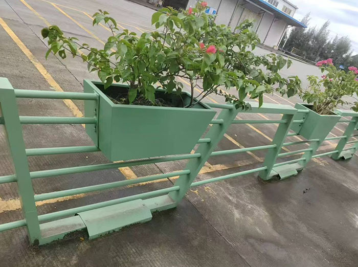 成都郫都区道路护栏花箱选购指南：9 大硬核指标，生产厂家手把手教你选