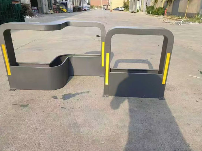 成都郫都区不锈钢花箱避坑指南：7 个实用法则，源头厂家直供品质有保障