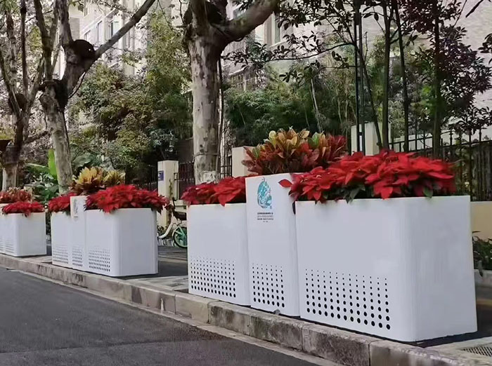 成都围栏隔断不锈钢花箱厂家直销