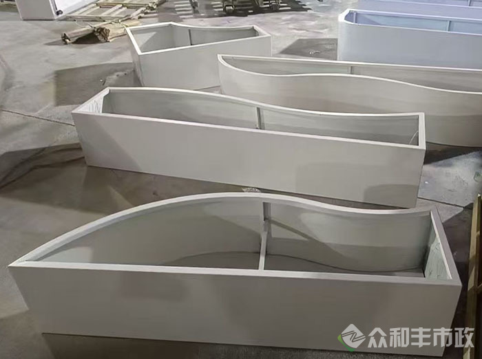 成都龙泉驿区围栏隔离花箱厂家定做