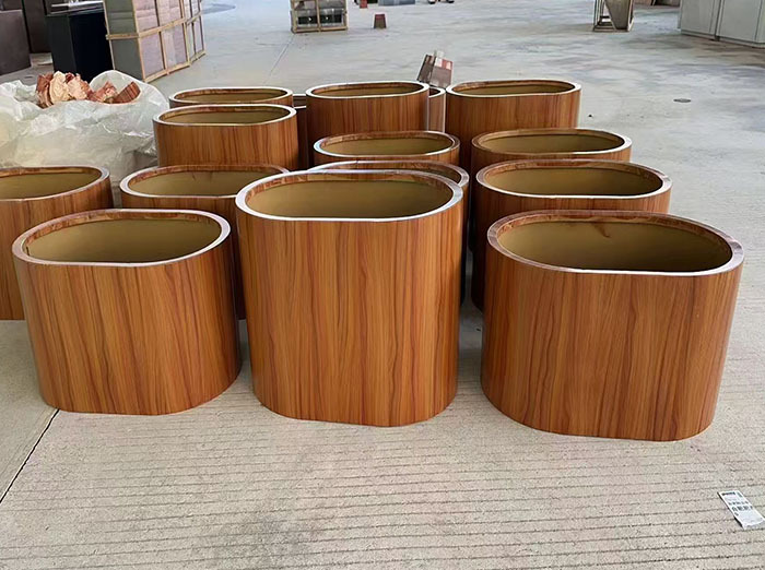 成都郫都区（补充）道路护栏花箱避坑指南：8 大硬核指标，源头厂家手把手教