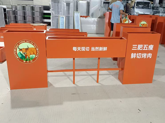 成都围栏隔断铝合金花箱工厂